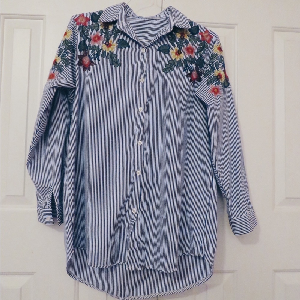 Stripped embroidered button down shirt!!